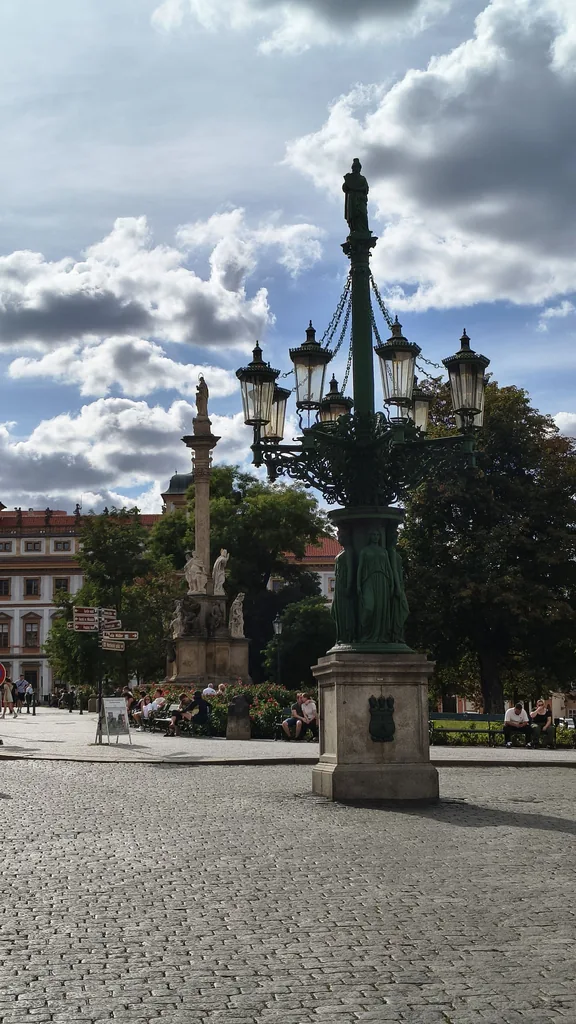 Praga wieczorem